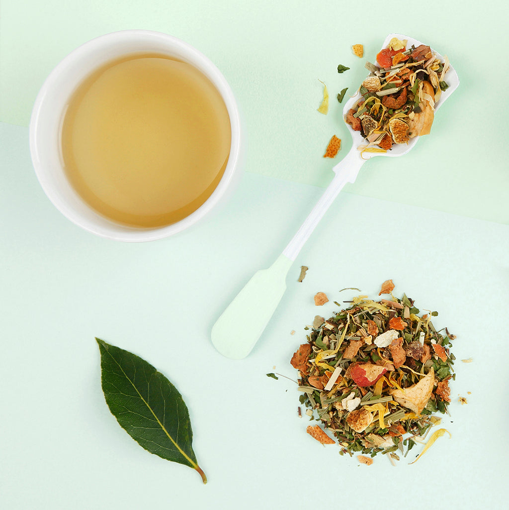 Organic caffeine free loose leaf tea infusion